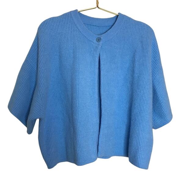 Daily Drills Blue Short Sleeve Single Button Cardigan Sweater XS/S - Picture 3 of 8